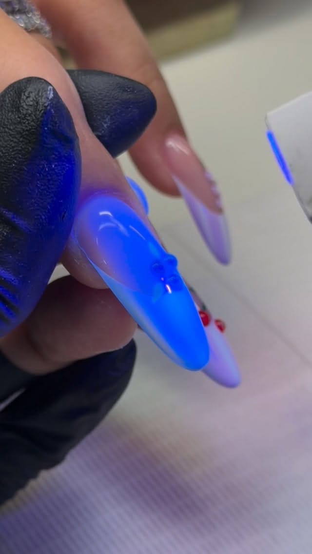 Post 1 by Debany Cabello on Instagram (video)