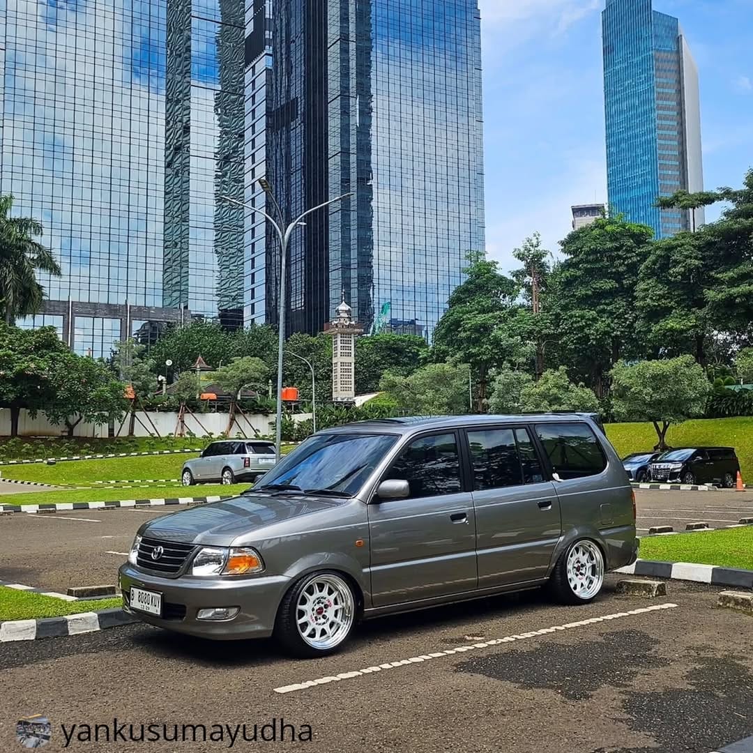 Post 8 by Kijang Kapsul Lovers Indonesia on Instagram (image)