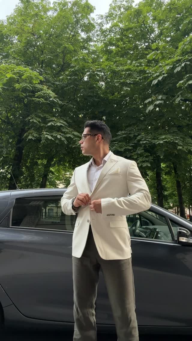 Post 1 by Dr. Murtaza Mak on Instagram (video)