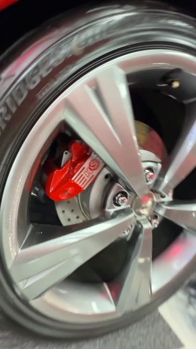 Post 3 by James England ✨Aka Pom on Instagram (video)