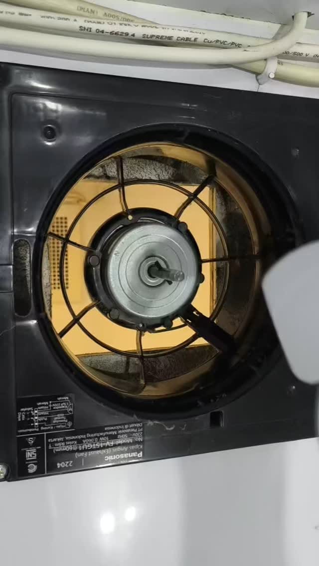 Post 10 by Andi Surya on Instagram (video)