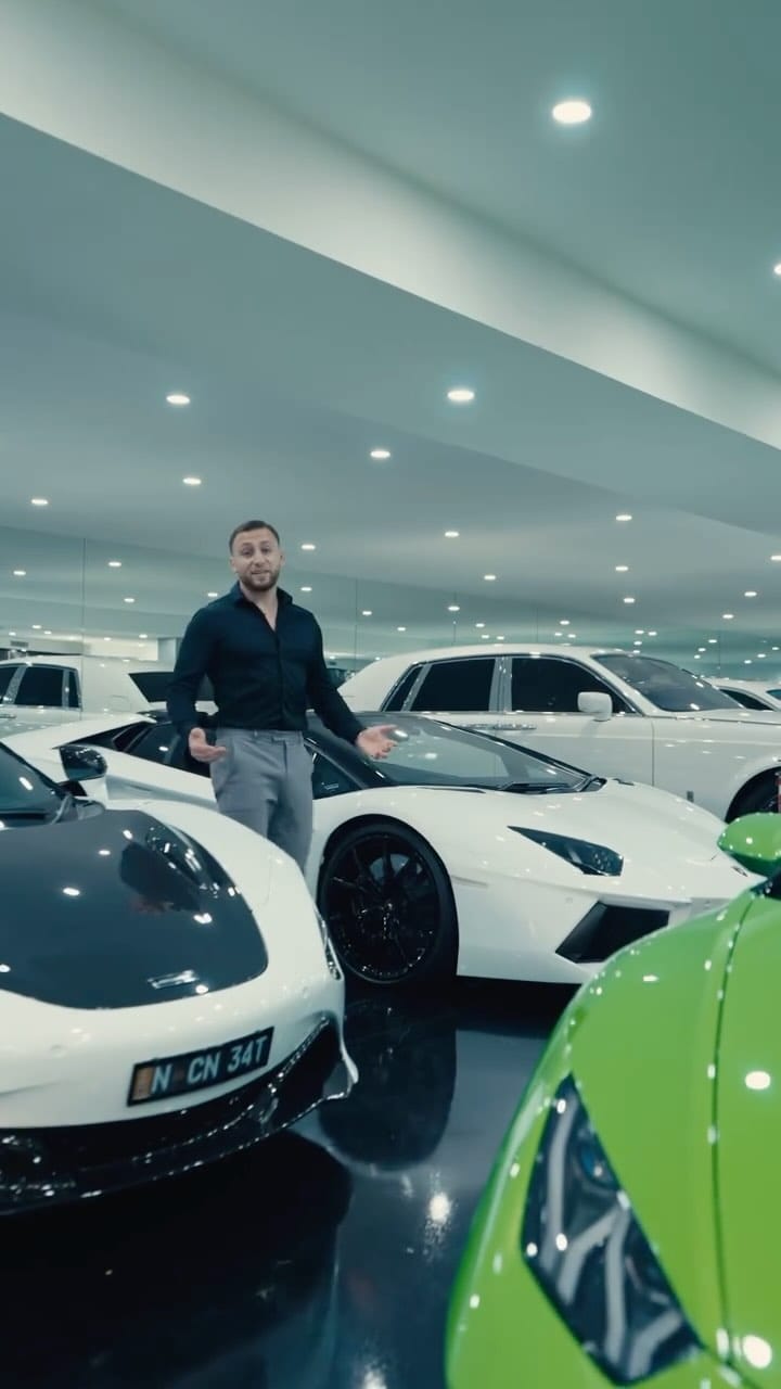 Post 9 by Queen Street Car Hire on Instagram (video)