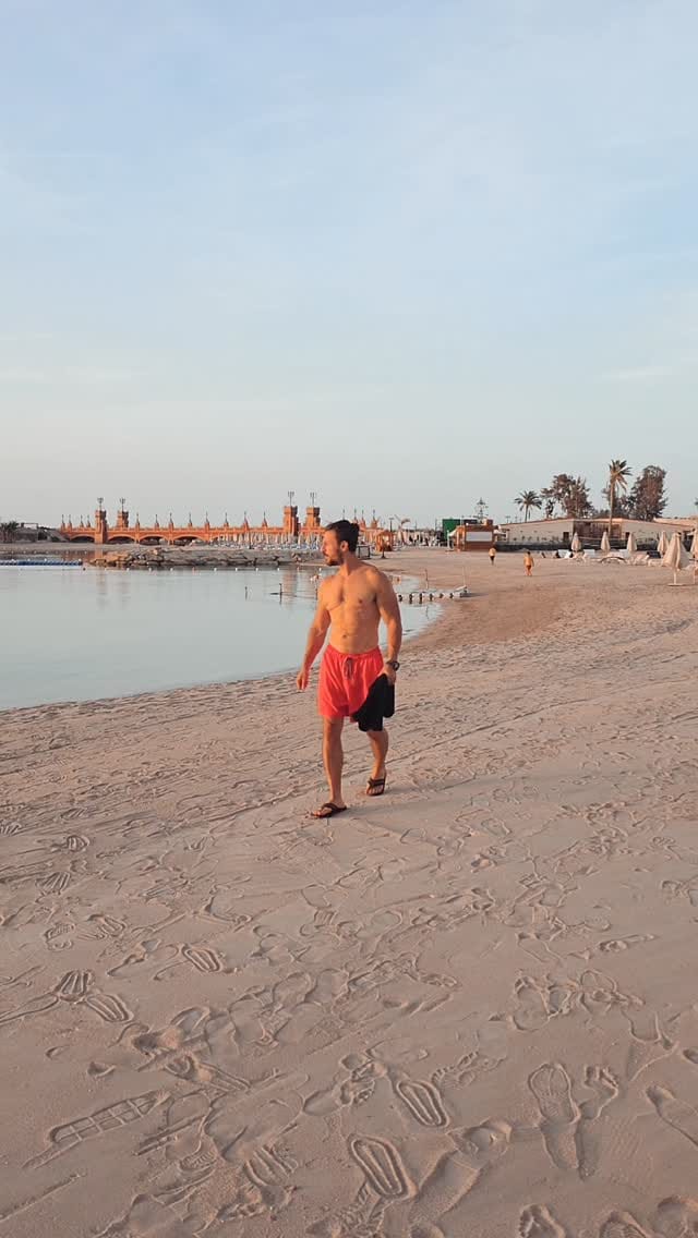 Post 2 by Michel Chalaby on Instagram (video)