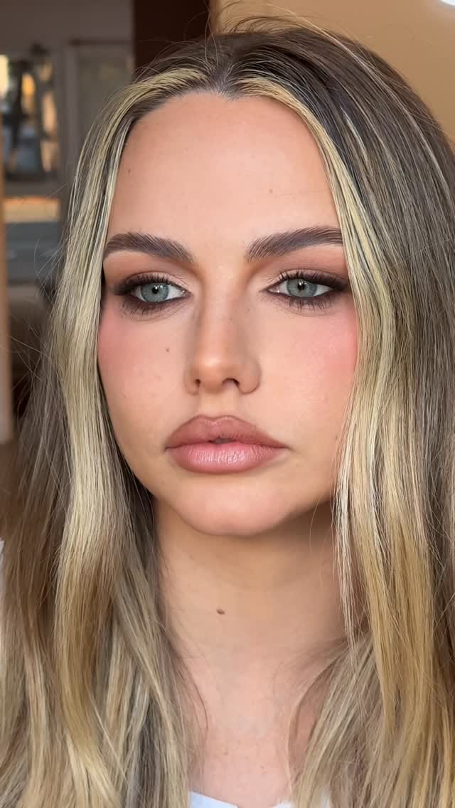 Post 7 by Townsville Makeup•Skin•Brows•Waxing Studio on Instagram (video)