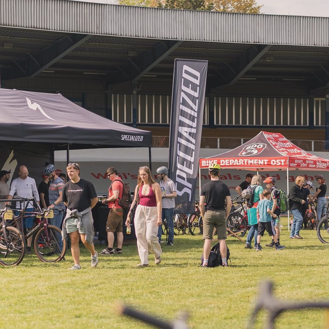 Post 9 by Bike Department Ost Leipzig on Instagram (carousel)
