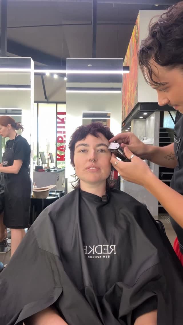 Post 2 by LUKE JACKSON - DARWIN HAIRDRESSER on Instagram (video)