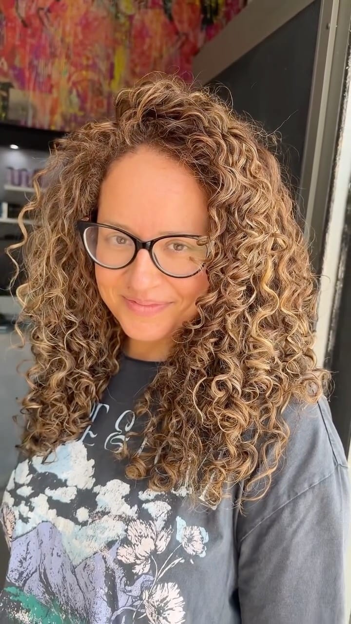 Post 3 by LUKE JACKSON - DARWIN HAIRDRESSER on Instagram (video)