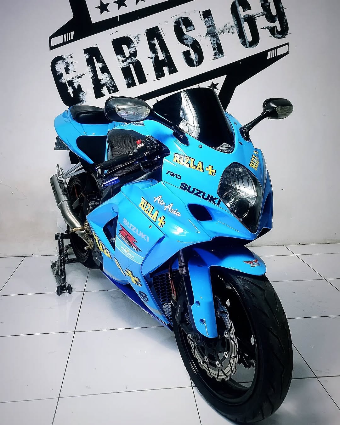 Post 9 by Garasi 69 BigBike on Instagram (image)