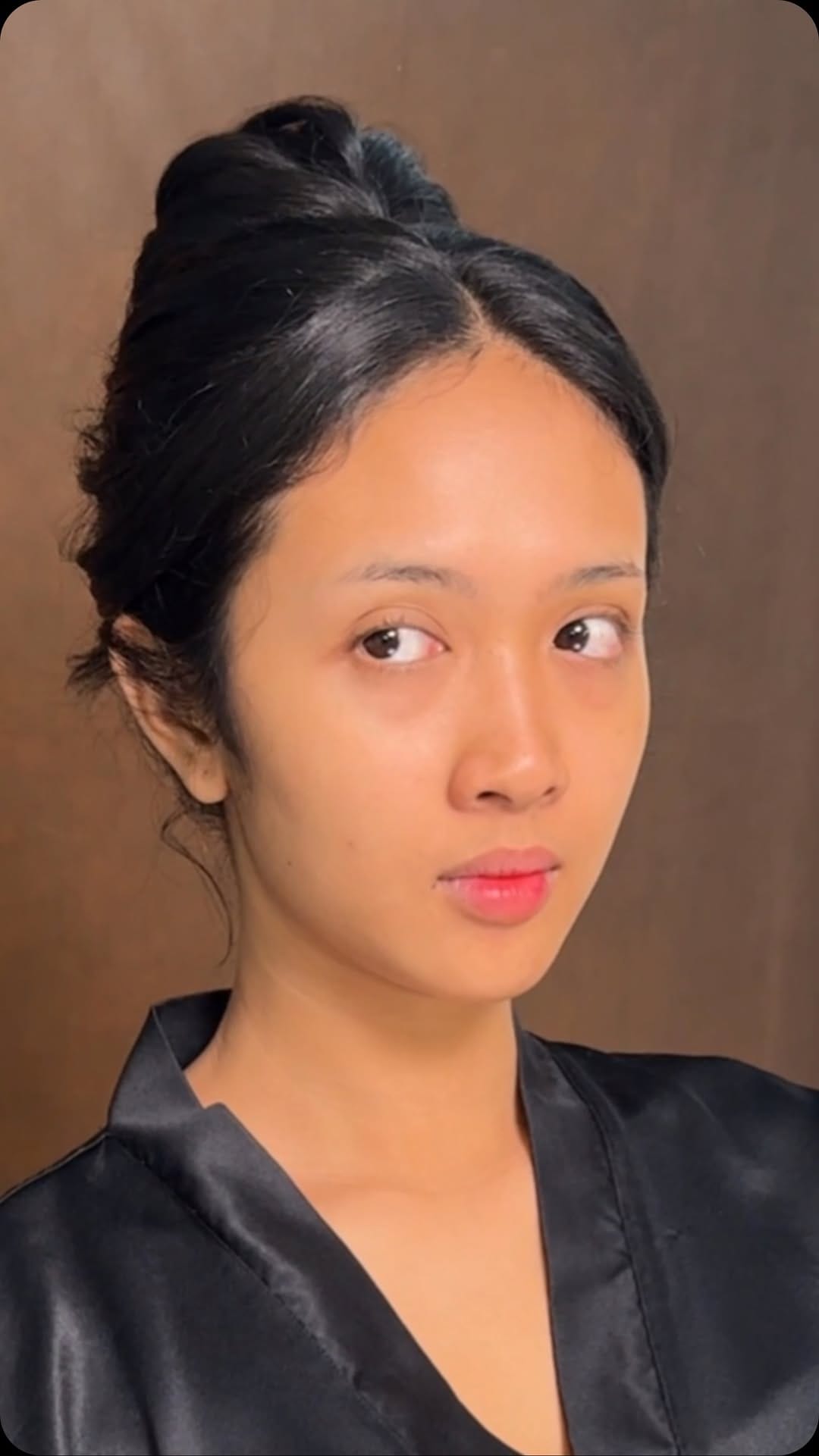 Post 8 by SAMANTHA KAREN || MUA KUPANG NTT on Instagram (video)