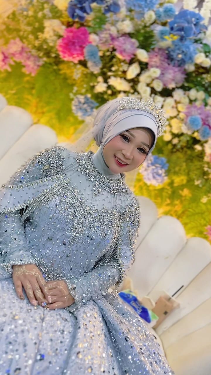 Post 1 by MUA BOGOR || MUA JABODETABEK on Instagram (video)
