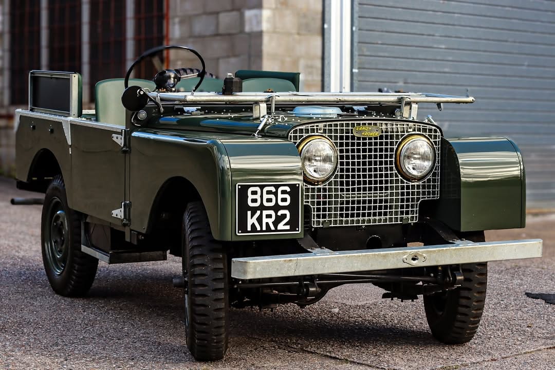 Post 2 by Jack | Land Rover Restoration on Instagram (carousel)