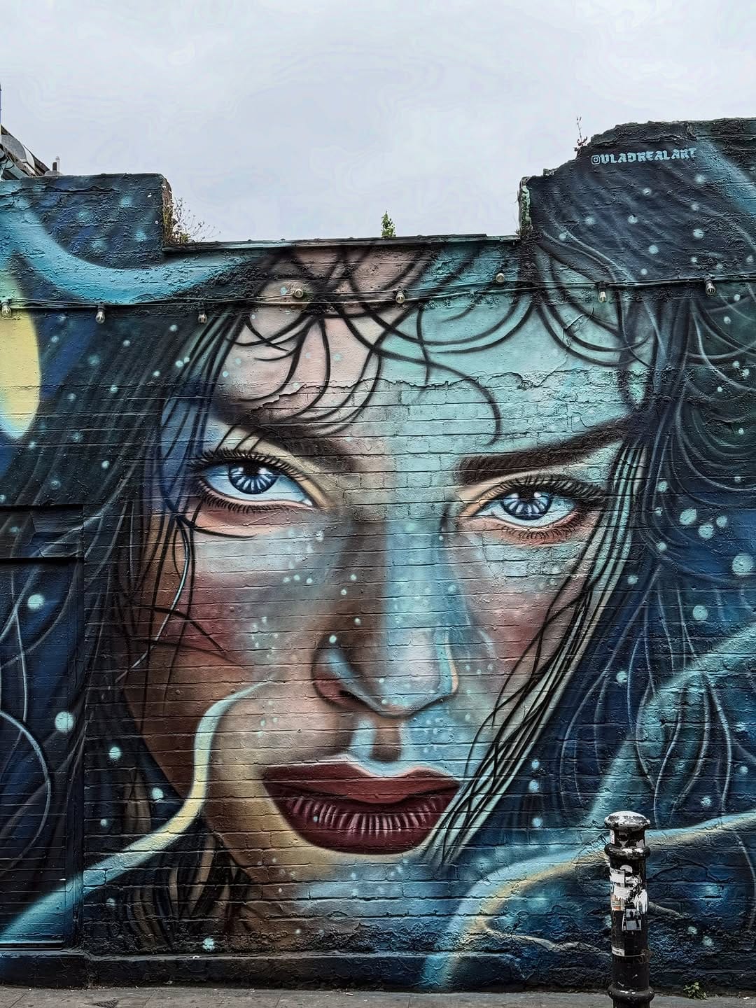 Post 9 by @dkjstreetartphotography on Instagram (carousel)