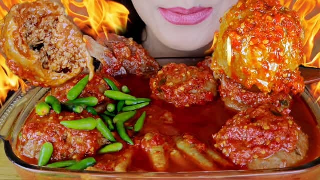Post 9 by Dew asmr on Instagram (video)