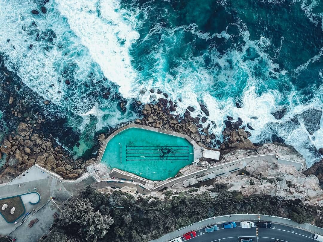 Post 10 by Elias Sera on Instagram (image)