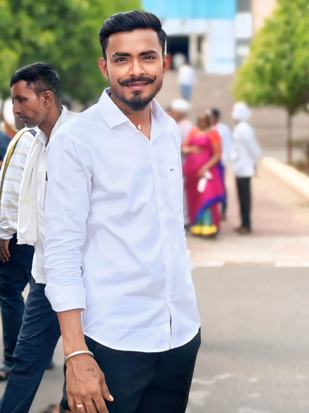 Post 2 by Shivam Rathod on Instagram (image)