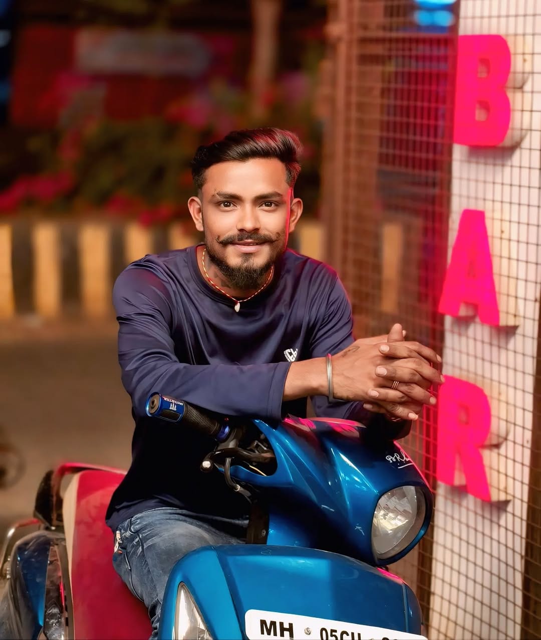 Post 8 by Shivam Rathod on Instagram (image)