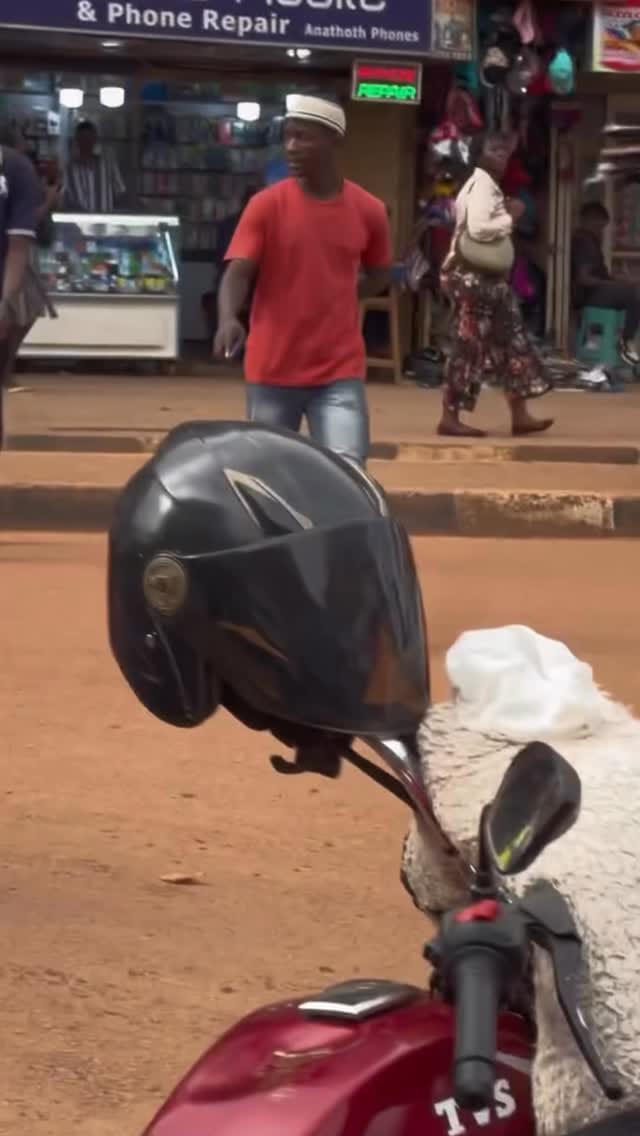 Post 6 by NGABO DESIGNER on Instagram (video)