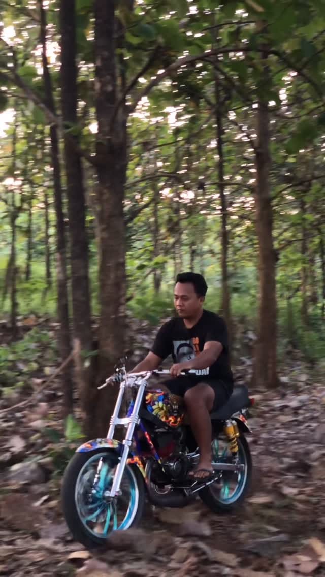 Post 3 by kawanblayer official on Instagram (video)