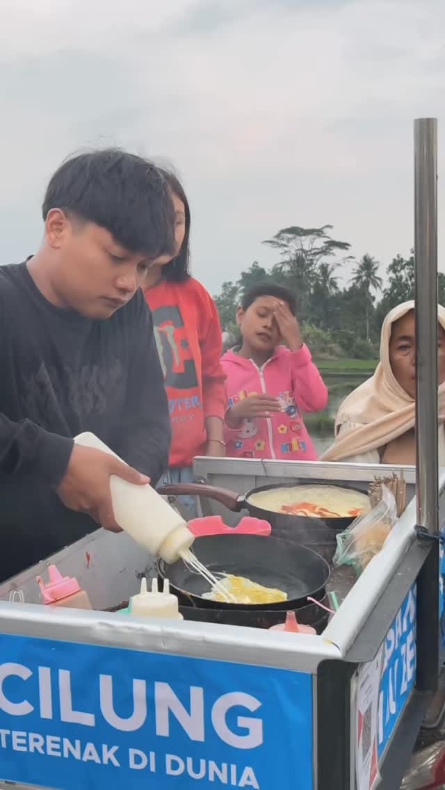 Post 3 by Hasan Cilung on Instagram (video)