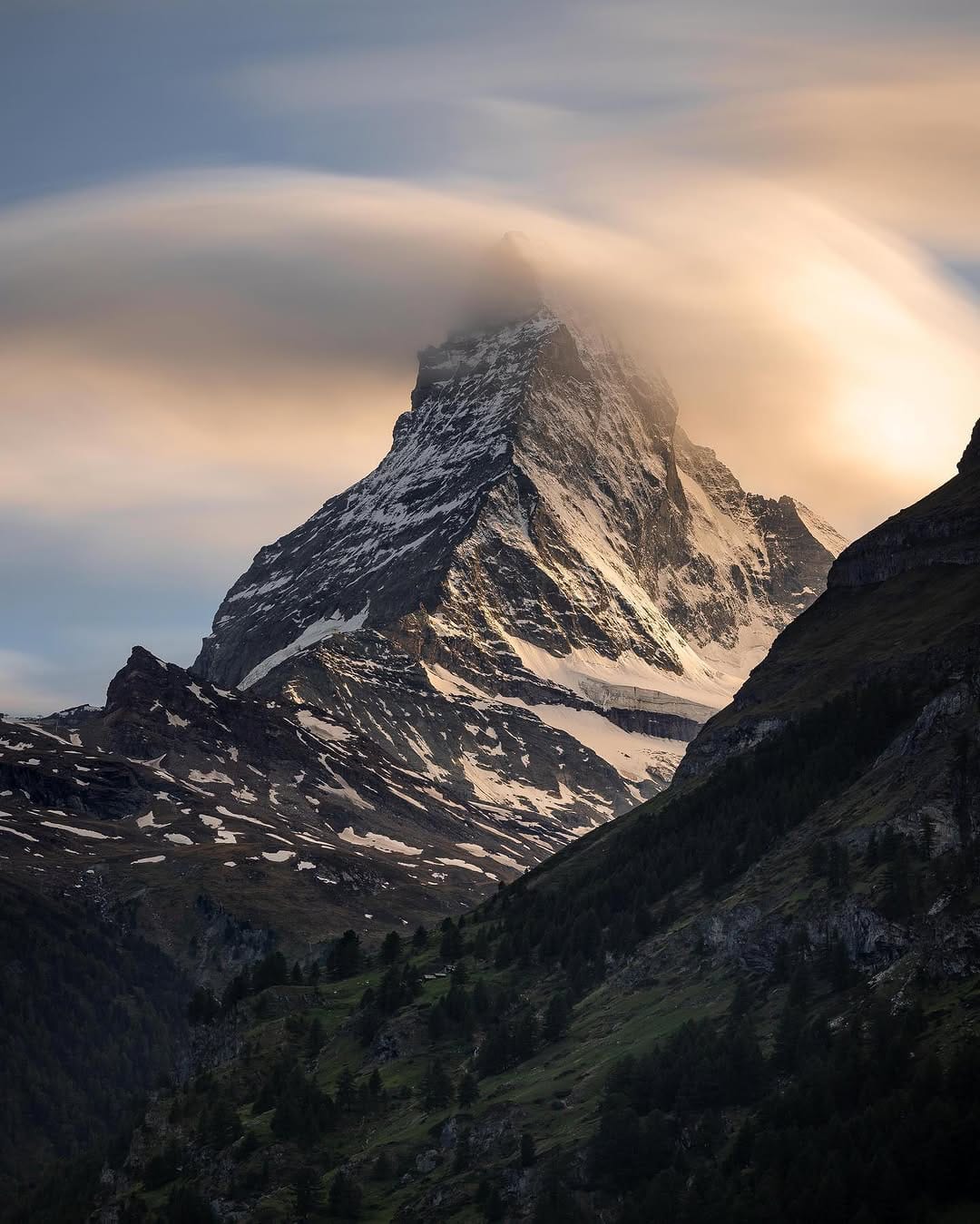 Post 2 by Paul Golbach on Instagram (image)
