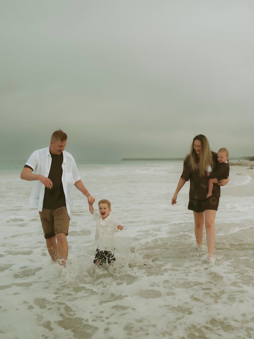 Post 1 by Jess • Perth Newborn, Maternity + Family Photographer on Instagram (carousel)