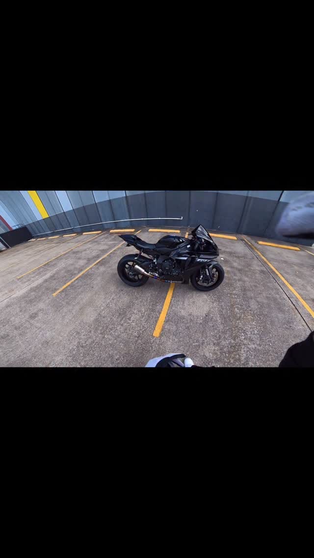 Post 7 by Julz on Instagram (video)