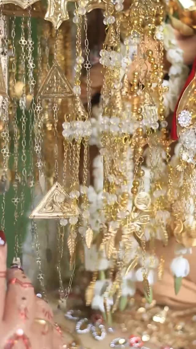 Post 8 by RIRIN AMANCIK on Instagram (video)