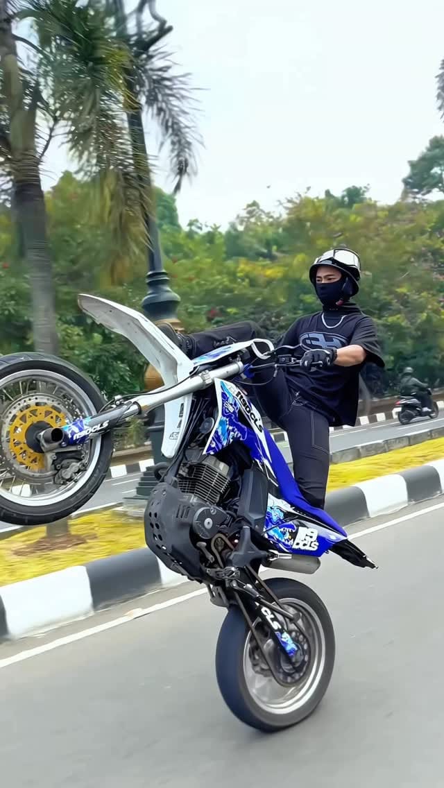 Post 1 by abe on Instagram (video)