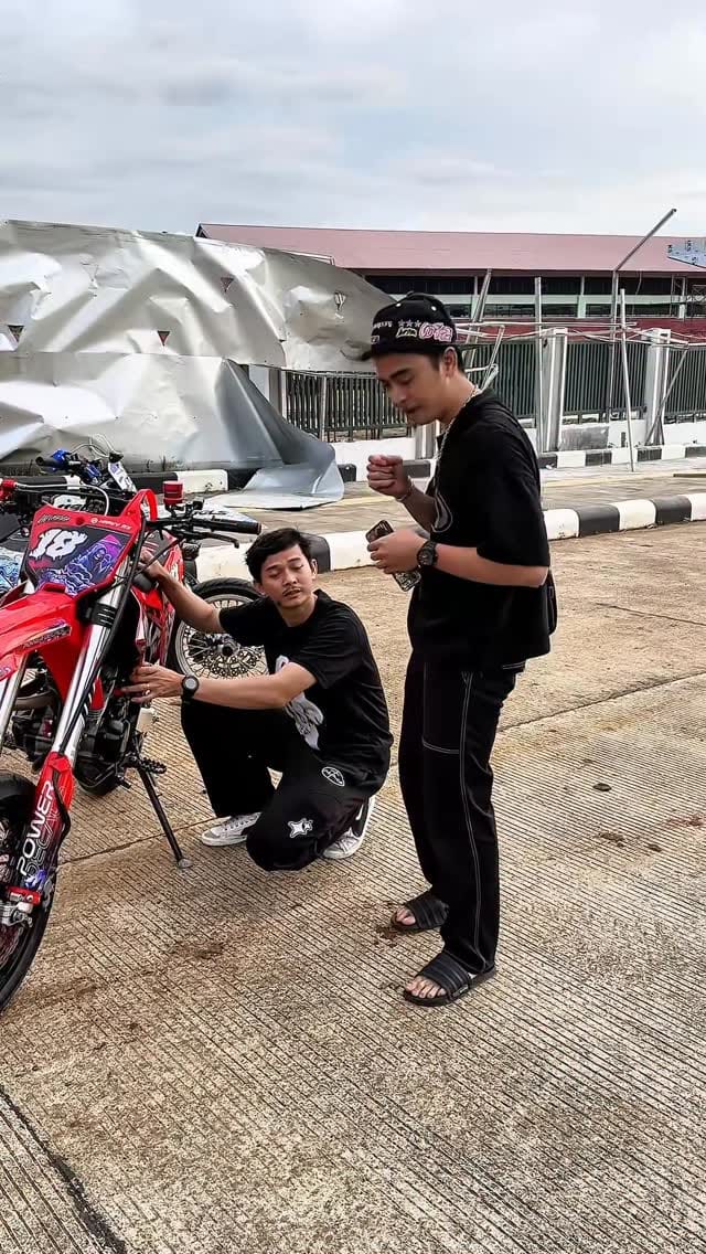 Post 8 by abe on Instagram (video)