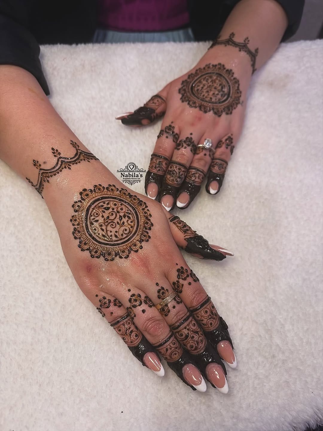 Post 9 by NABILA | SYDNEY HENNA ARTIST on Instagram (carousel)