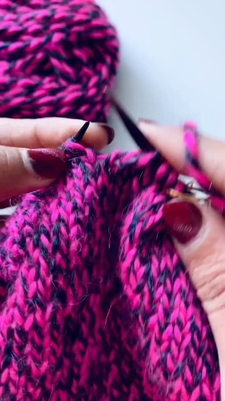 Post 7 by Deepsha on Instagram (video)