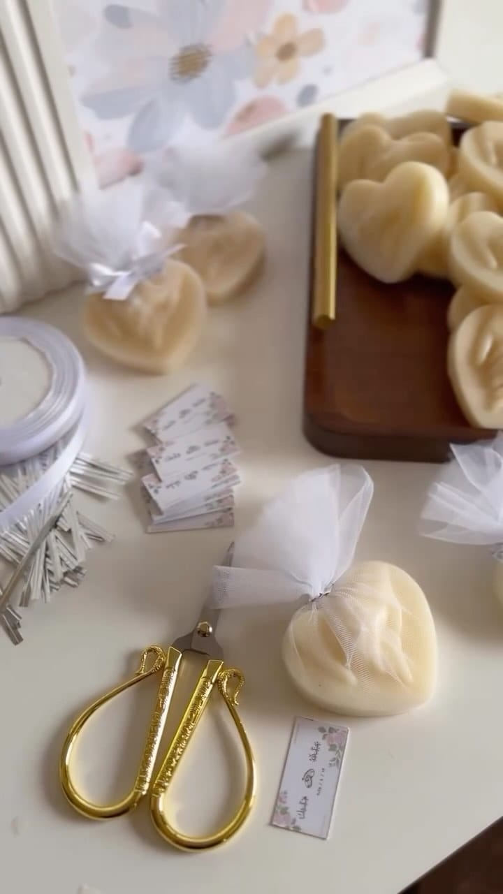 Post 8 by Jameela Dmaidi | جميلة ضميدي on Instagram (video)
