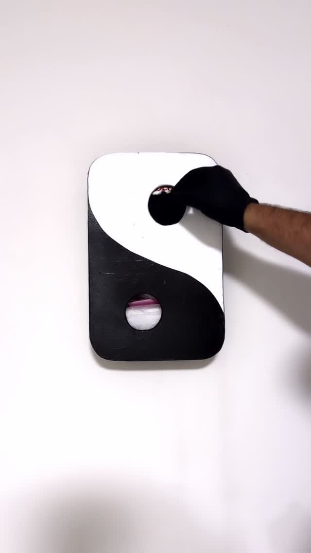Post 6 by Adam kidd - Tattoos x glass . on Instagram (video)