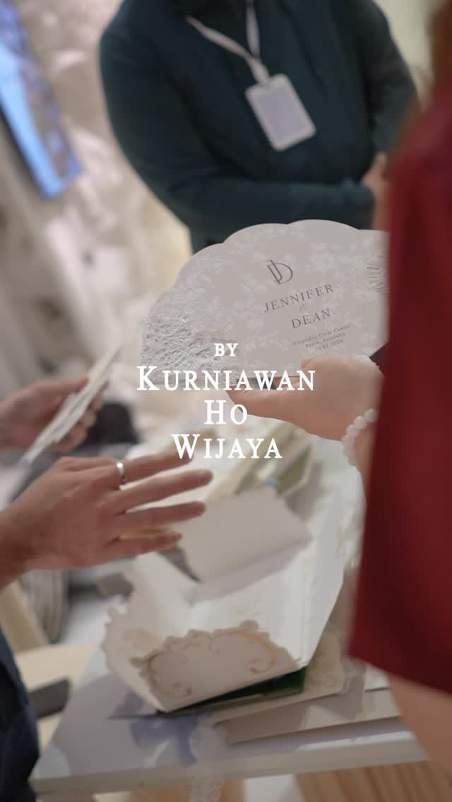 Post 7 by Wedding Stationery, Invitation, Illustration, Calligraphy on Instagram (video)