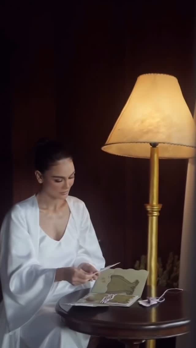 Post 9 by Wedding Stationery, Invitation, Illustration, Calligraphy on Instagram (video)