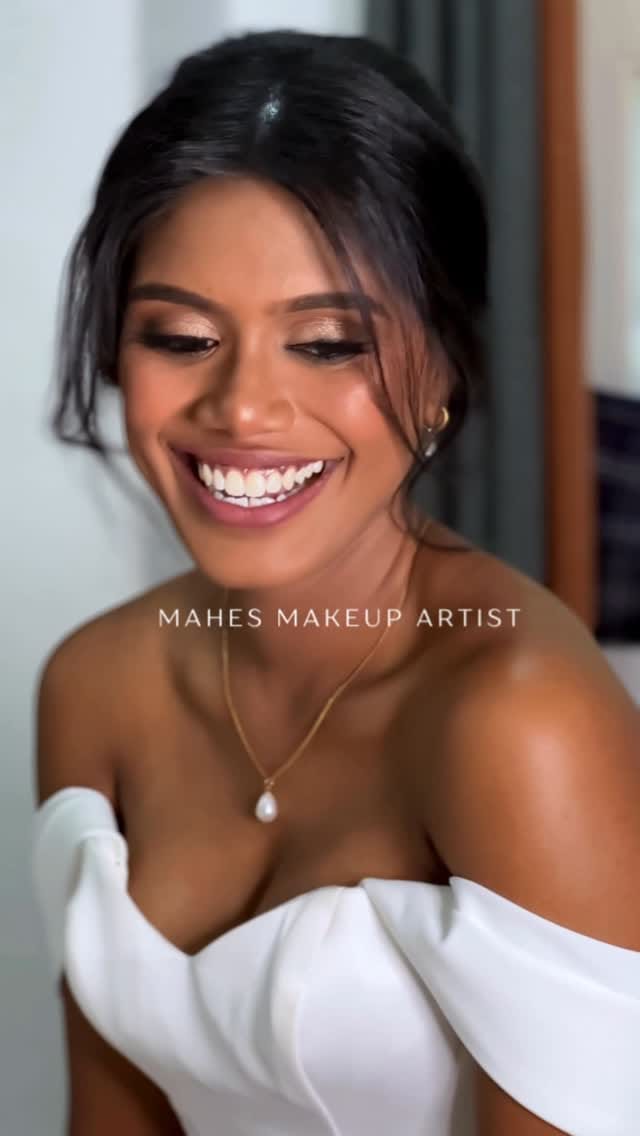 Post 8 by Mahes Makeup Artist on Instagram (video)
