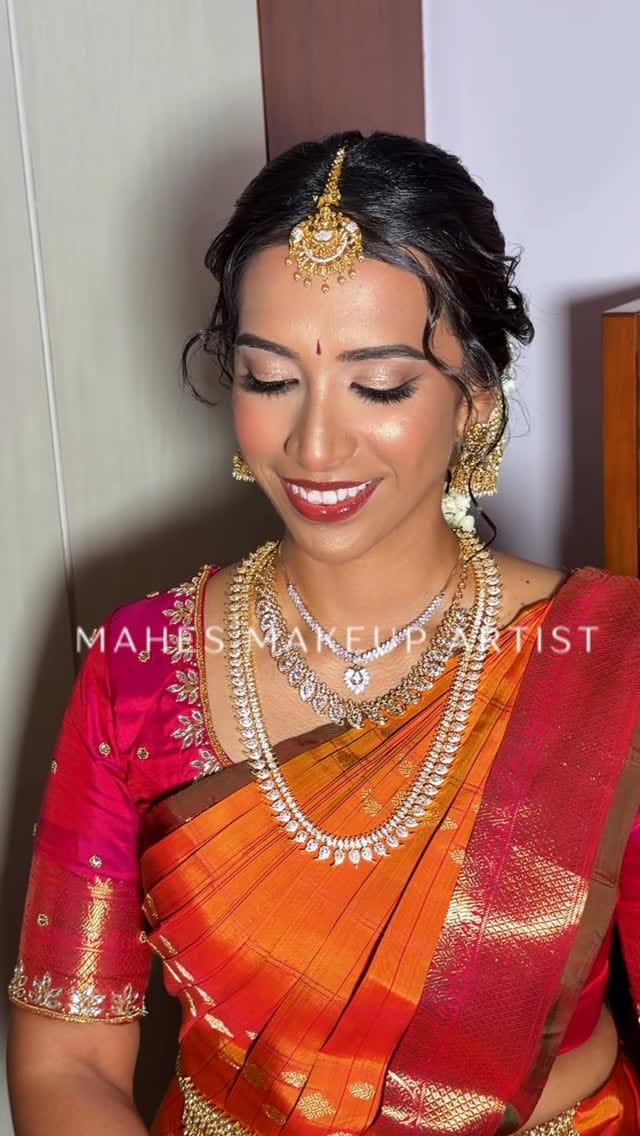 Post 7 by Mahes Makeup Artist on Instagram (video)