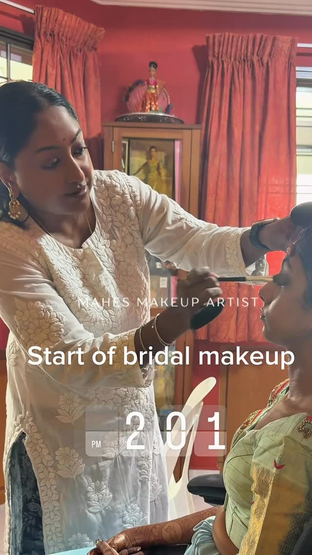 Post 5 by Mahes Makeup Artist on Instagram (video)
