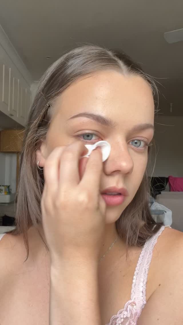 Post 4 by Annaliese on Instagram (video)