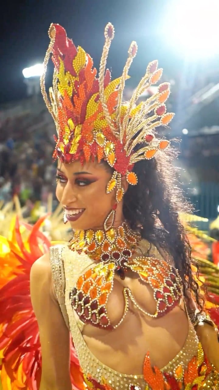 Post 10 by Karla Mura on Instagram (video)