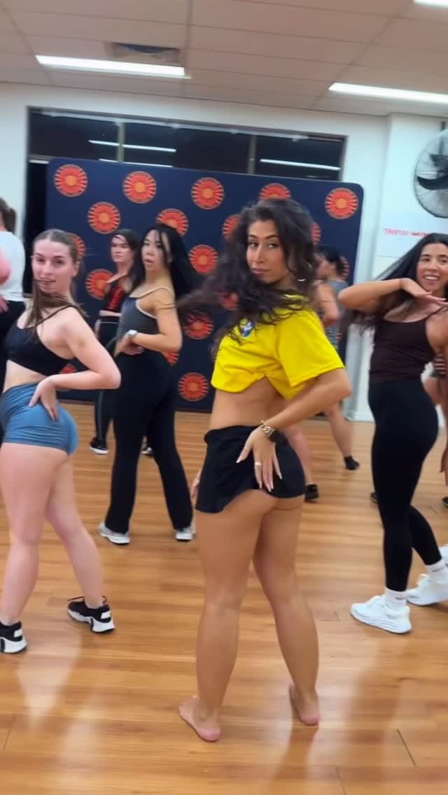 Post 5 by Karla Mura on Instagram (video)