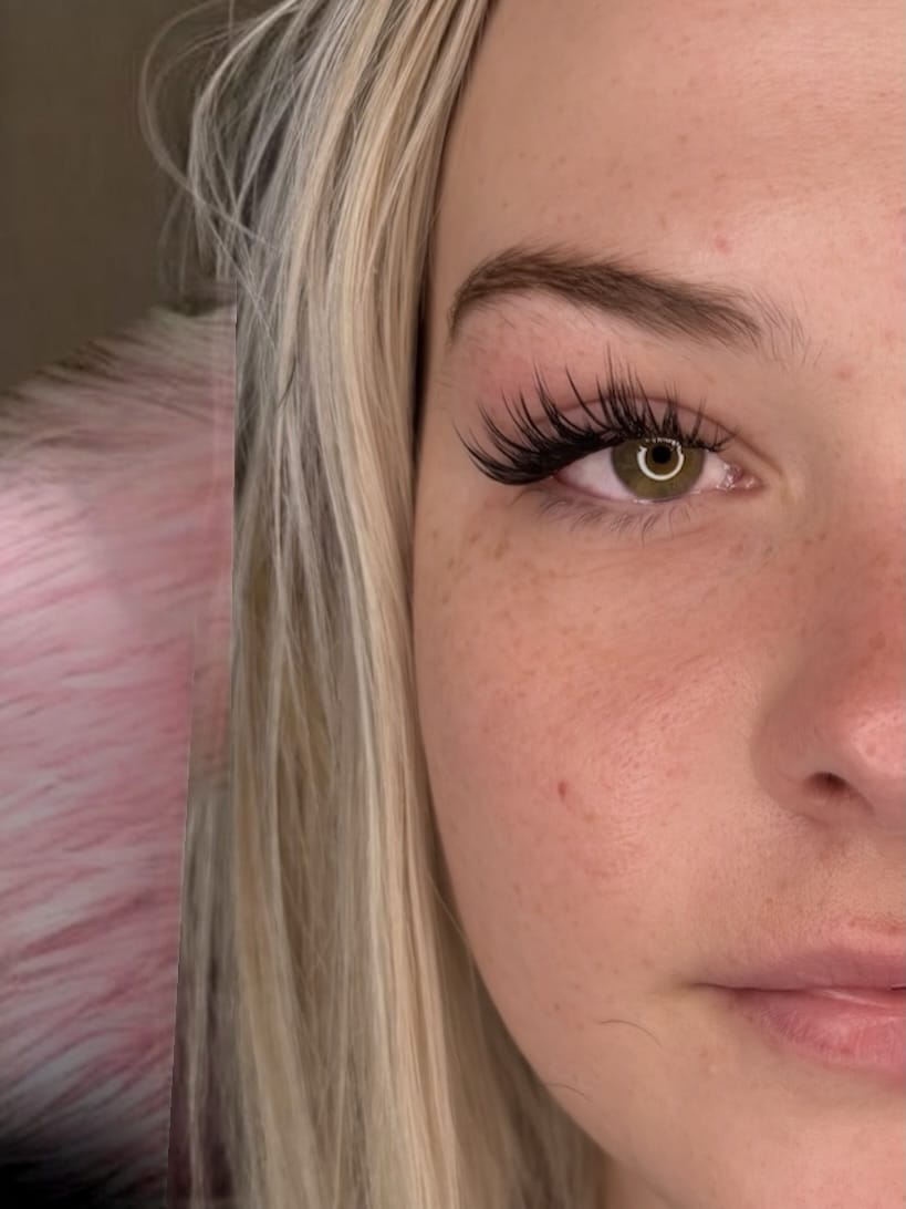 Post 3 by LASH KITTY PRO on Instagram (carousel)