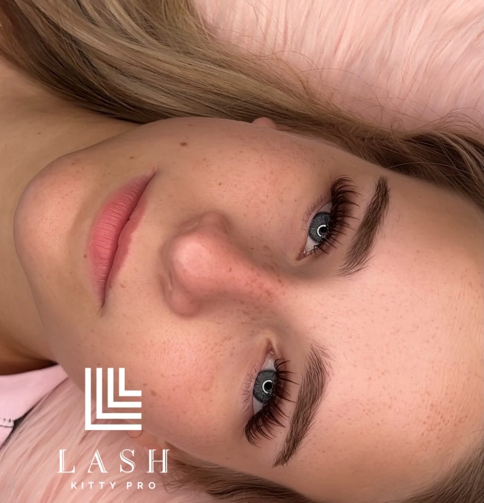 Post 10 by LASH KITTY PRO on Instagram (image)