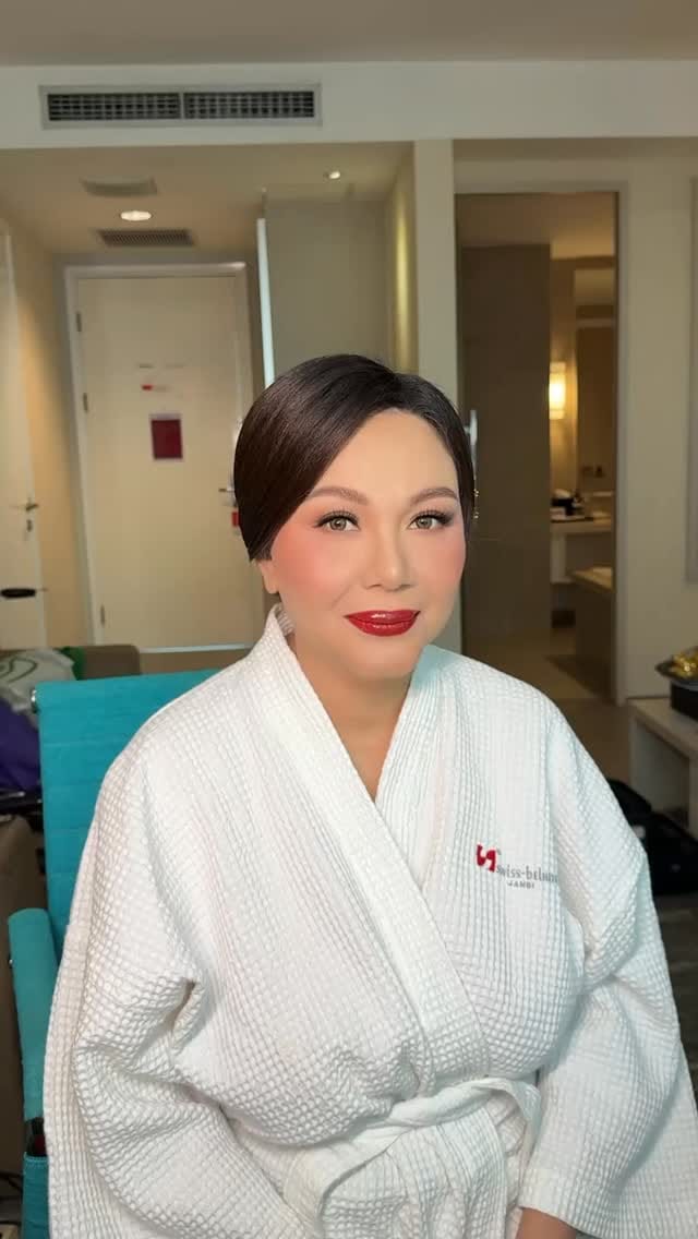 Post 2 by MUA Jambi Medan on Instagram (video)