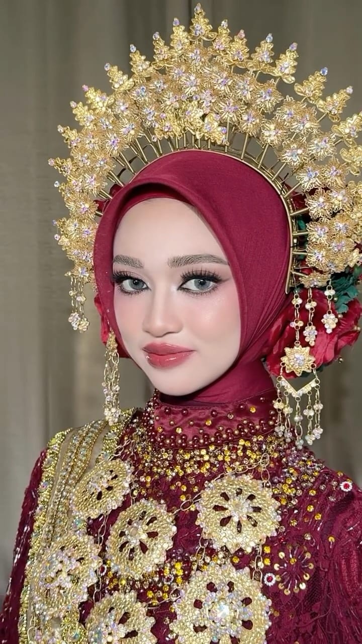 Post 3 by MUA Jambi Medan on Instagram (video)
