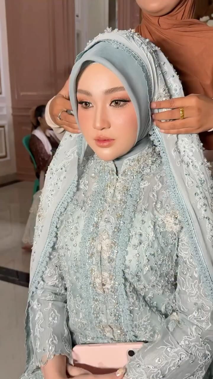 Post 9 by MUA Jambi Medan on Instagram (video)