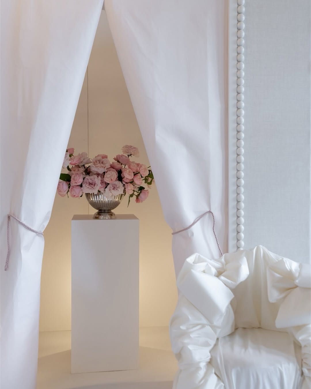 Post 6 by ASCHA JOLIE | Luxury Event Florals on Instagram (carousel)