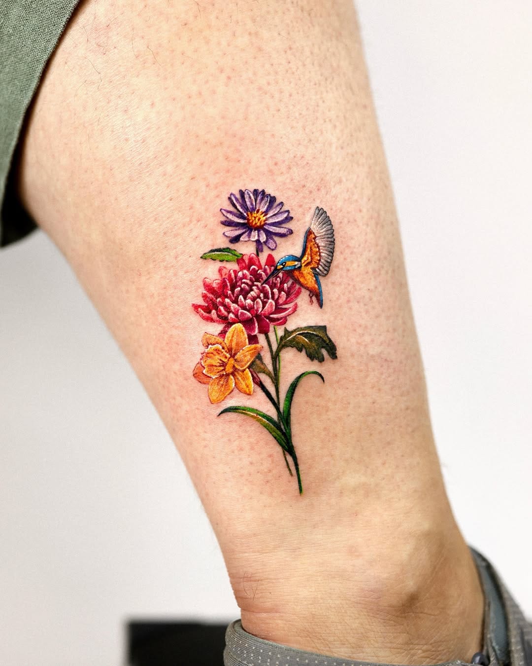 Post 1 by Stuttgart tattoo/London tattoo/Flower tattoo/Color tattoo on Instagram (carousel)