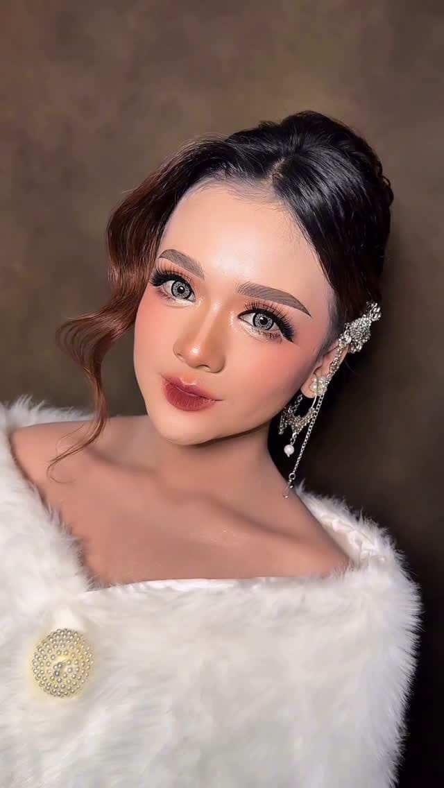 Post 10 by MUA WONOSOBO~BANJARNEGARA~KEBUMEN on Instagram (video)