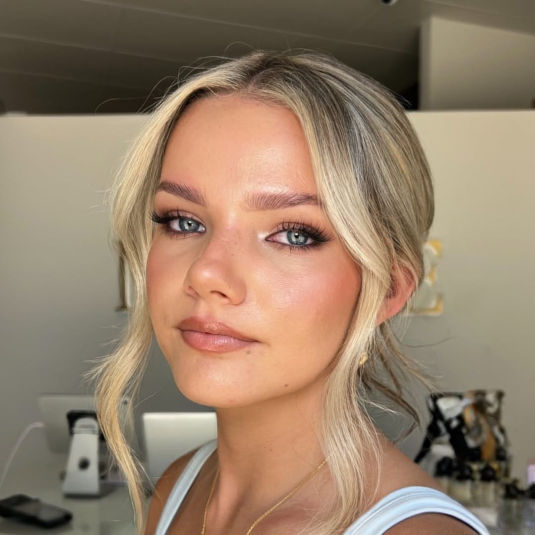 Post 7 by HANNAH HUGHES | Perth Makeup Artist | on Instagram (carousel)